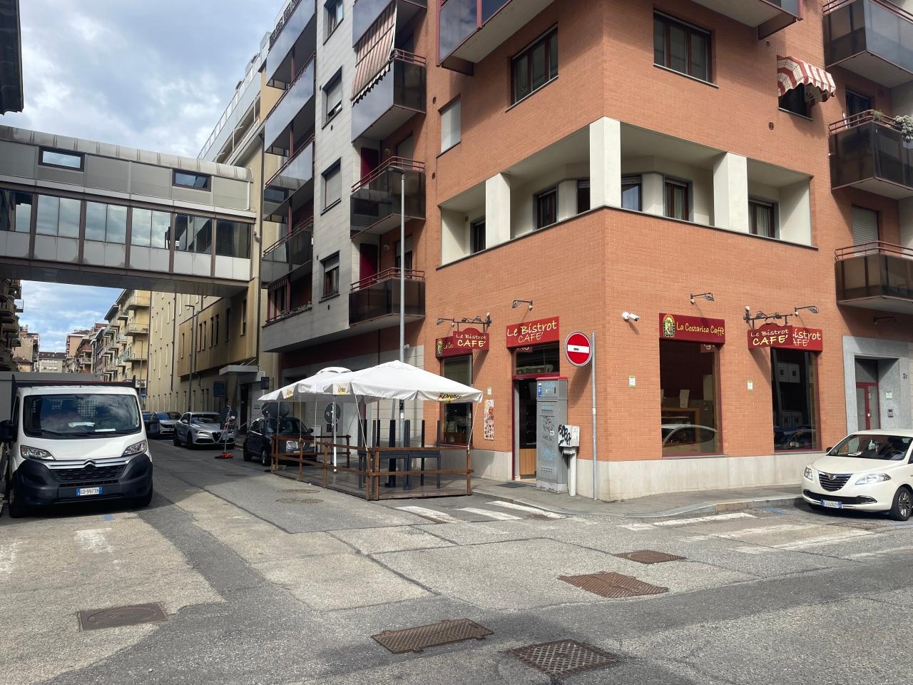 Negozio in Via Cellini 7c, Torino - Foto 1