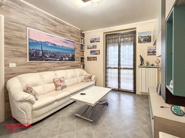 4-room flat in Viale Fabrizio De Andrè  49, Grugliasco - Photo 1