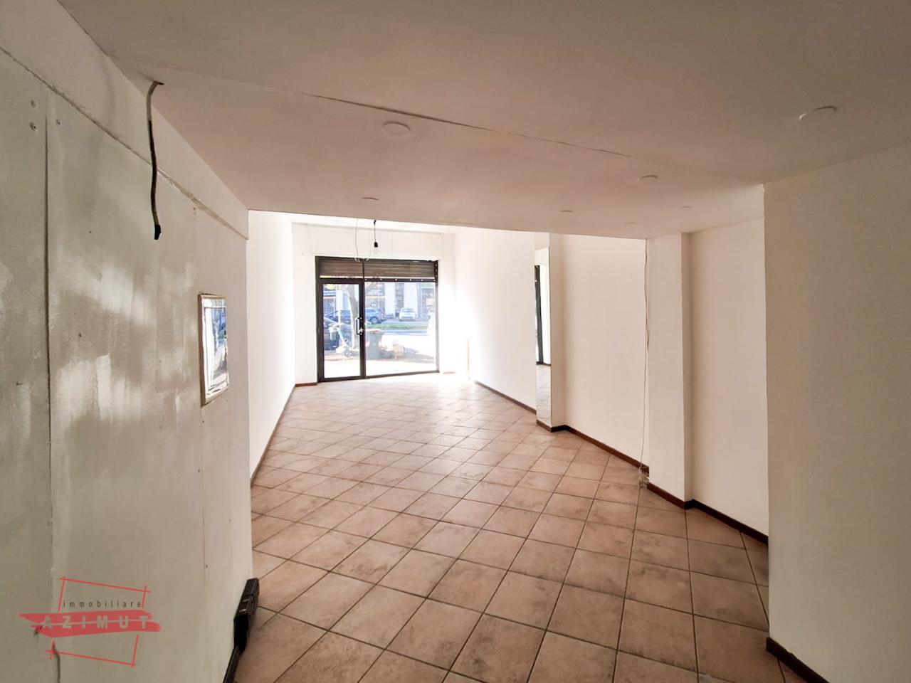 Negozio in Corso Vercelli  210, Torino, {3} - Foto 1