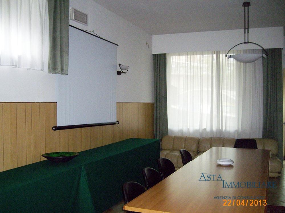 Albergo in Viale della Libertà 288, Chianciano Terme - Foto 1