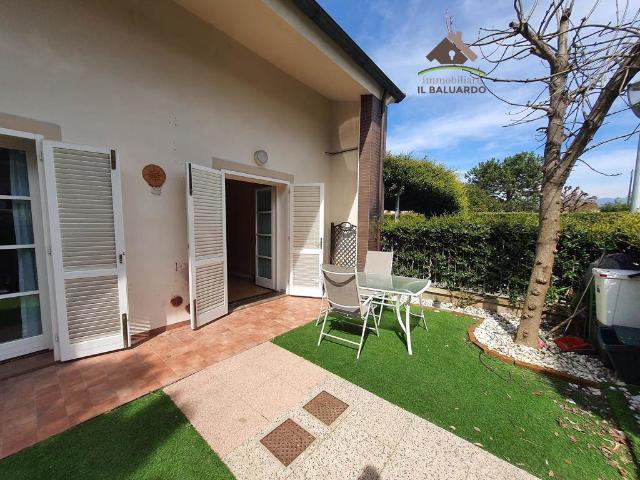 Terraced house, Lucca - Photo 1