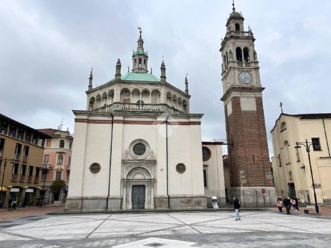 Negozio in Piazza Santa Maria 4, Busto Arsizio, {3} - Foto 2