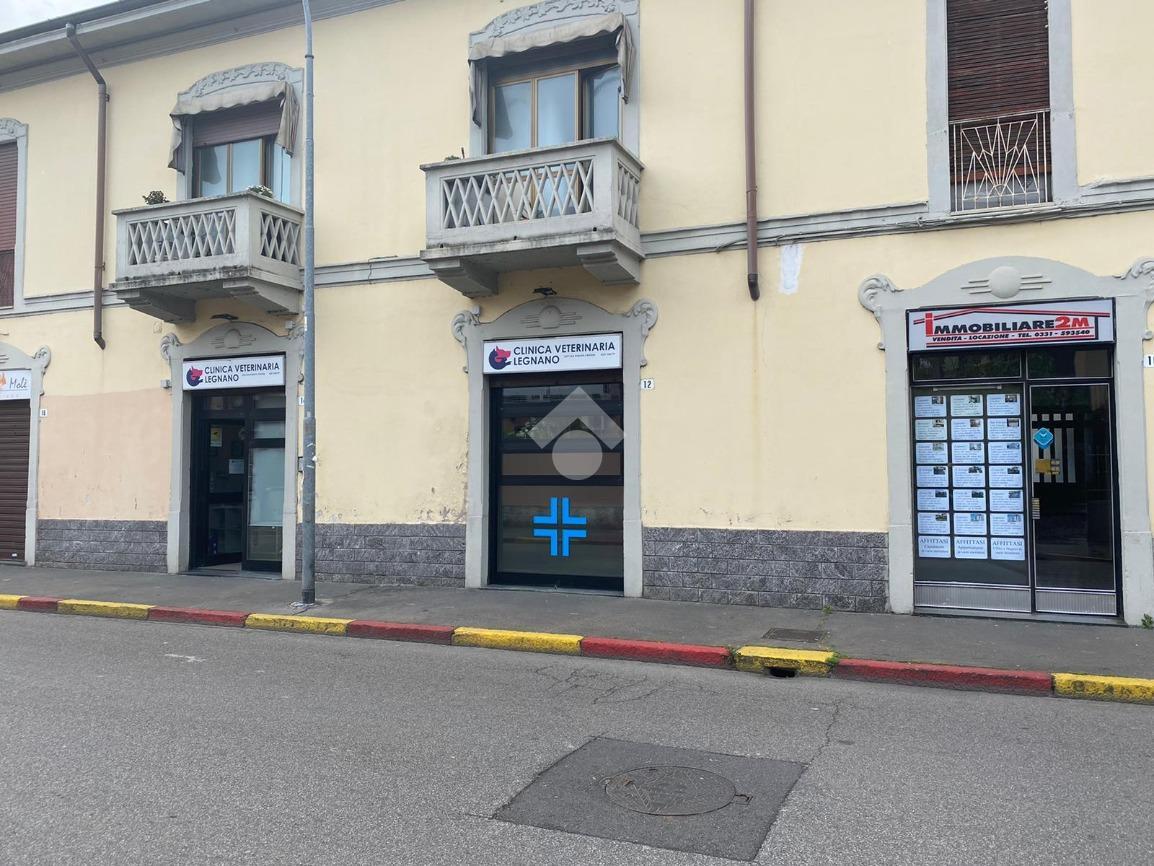 Negozio in Via Dante Alighieri 14, Legnano, {3} - Foto 1