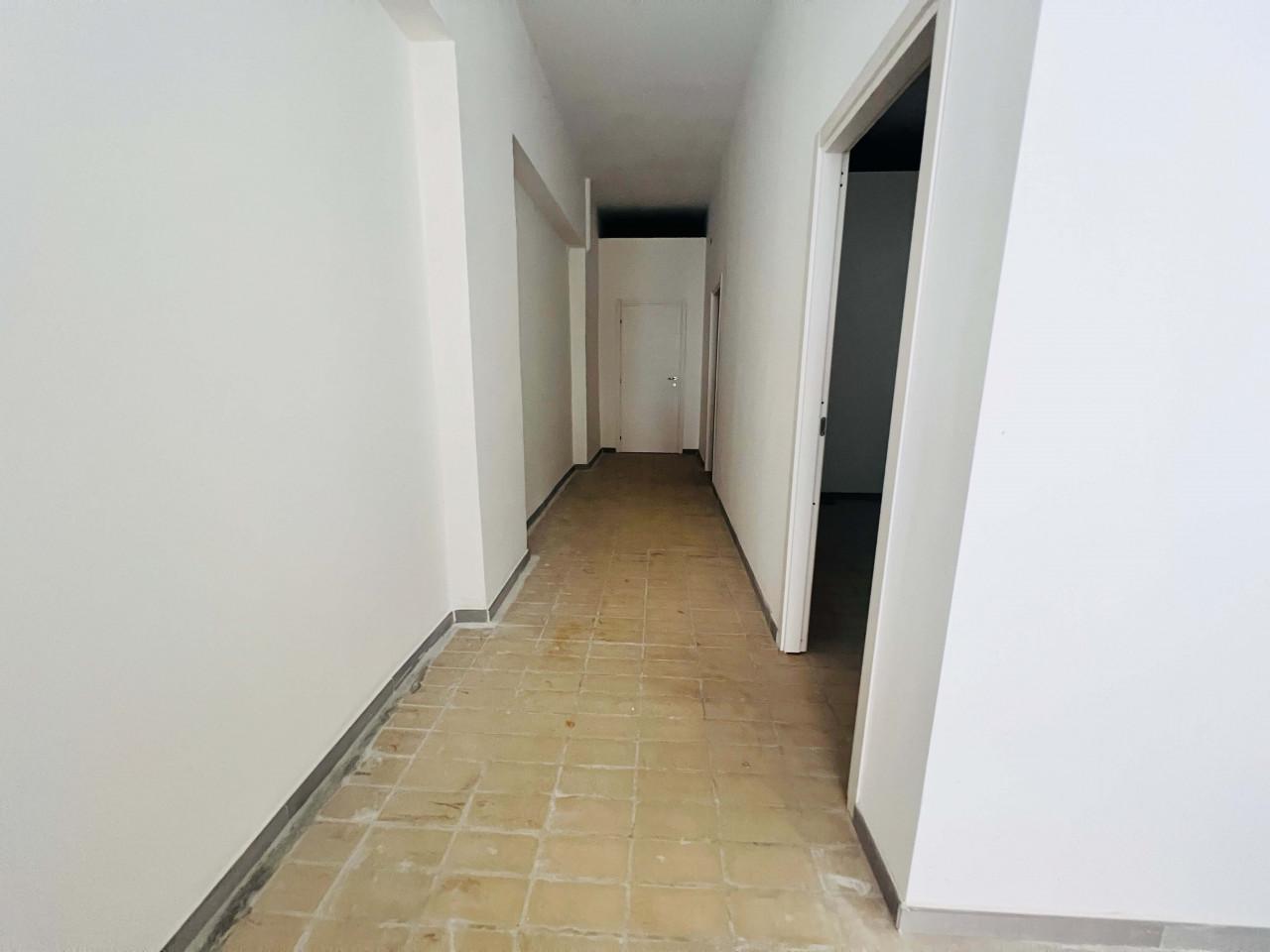 Magazzino in Via della Libertà, Pizzo, {3} - Foto 2
