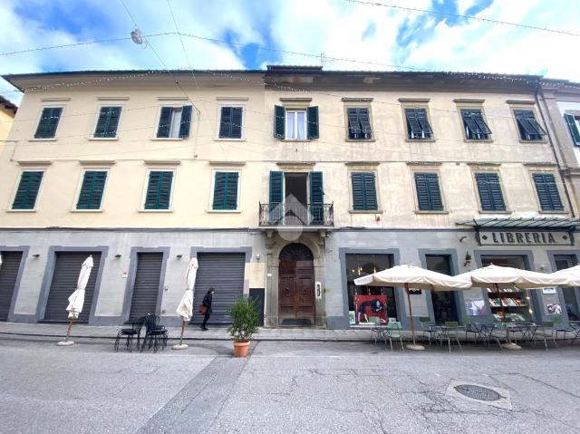 Apartament in Via Curtatone E Montanara 24, Pistoia - Photo 1