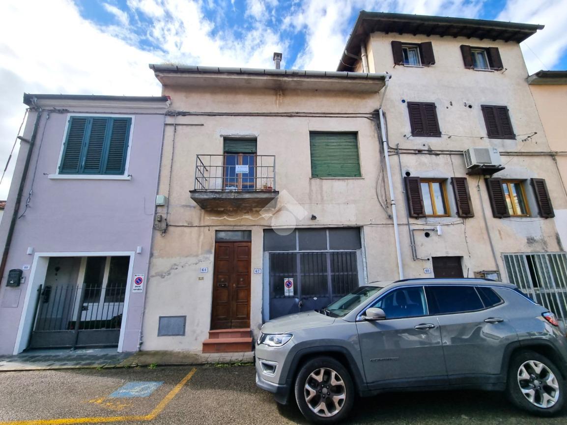 Casa indipendente in vendita a Pistoia