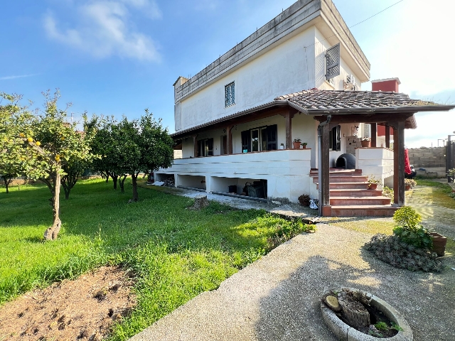 Mansion in Via Masseria Vecchia, Giugliano in Campania - Photo 1