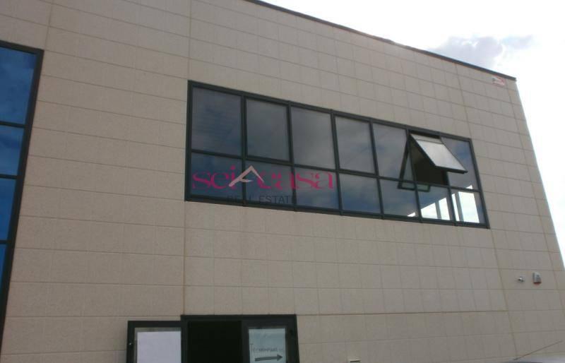 Negozio in Grosseto - Zona Aurelia Nord, Grosseto, {3} - Foto 1