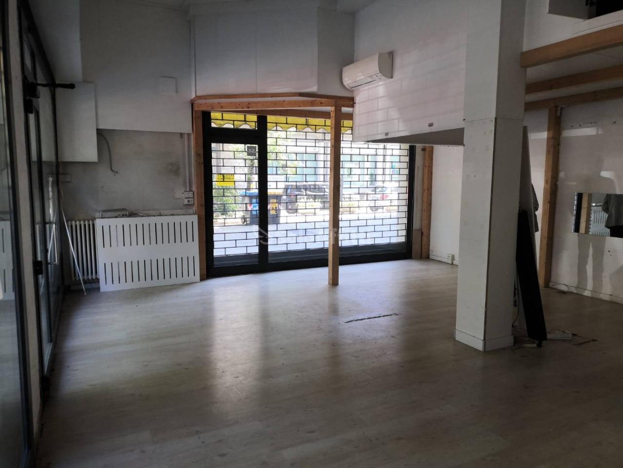 Negozio in , Modena, {3} - Foto 1