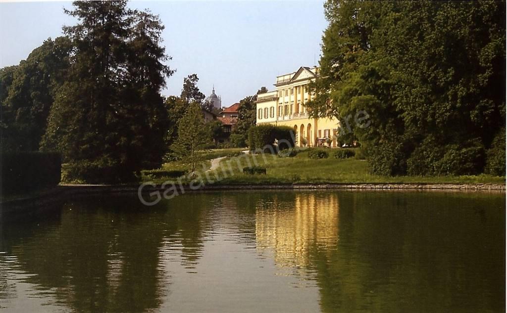 Villa in affitto a Monza