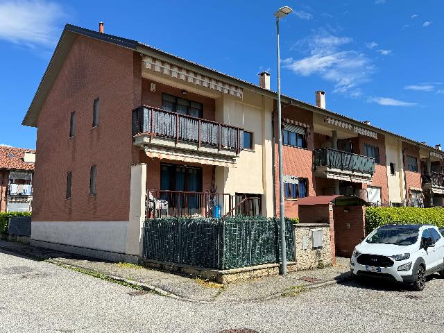 Apartament in Via Alfieri, Piossasco - Photo 1