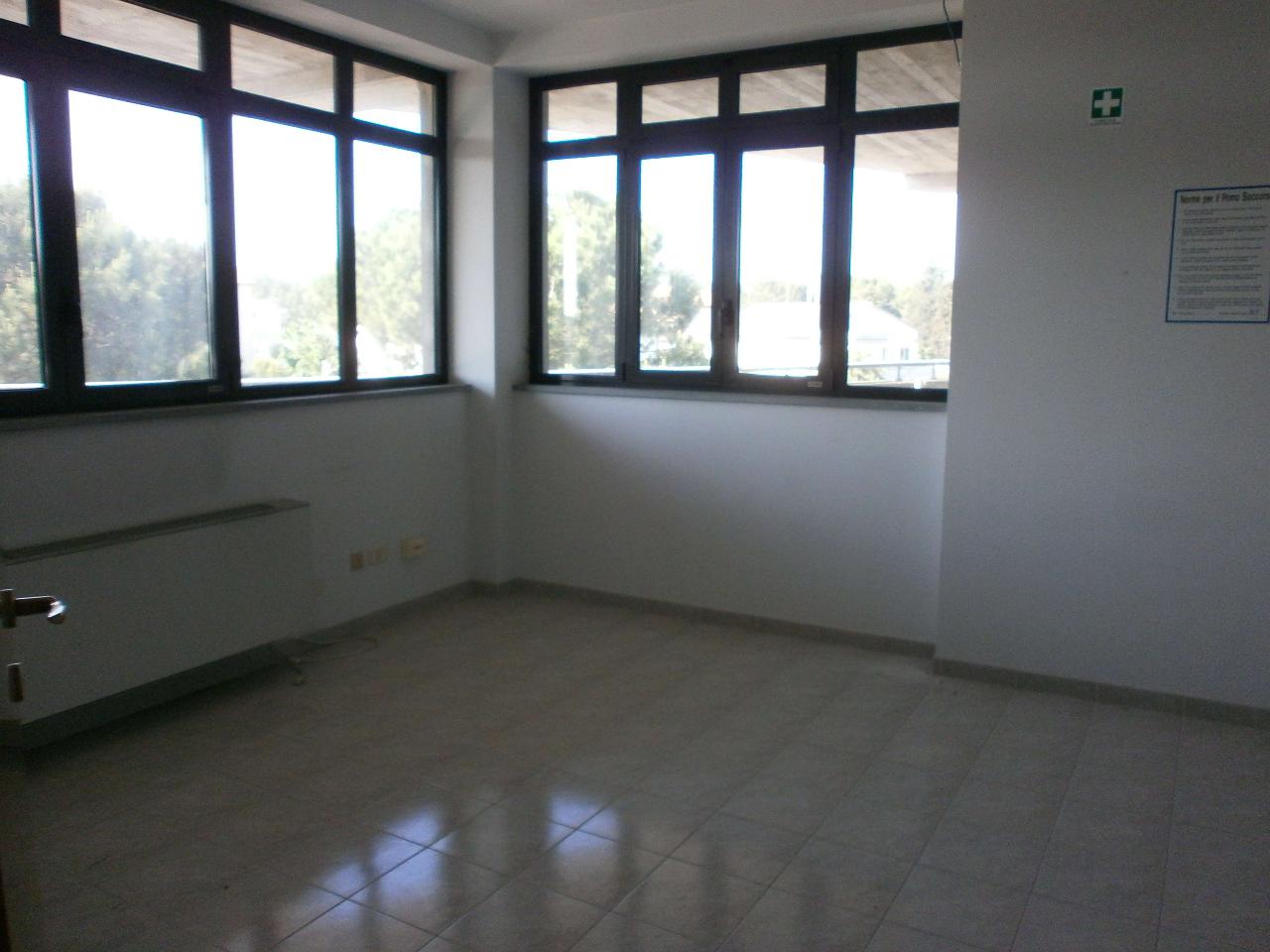 Ufficio in , Macerata, {3} - Foto 1