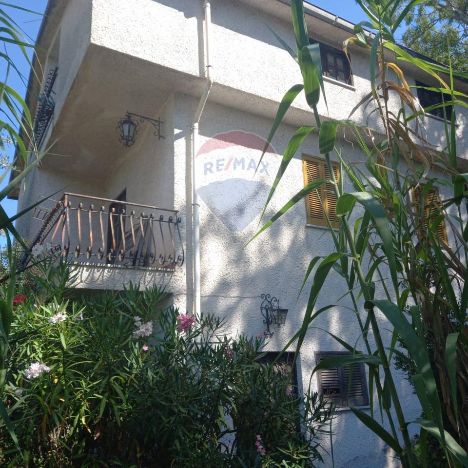 Casa indipendente in vendita a Minturno