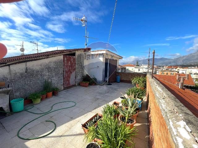 2-room flat, Minturno - Photo 1