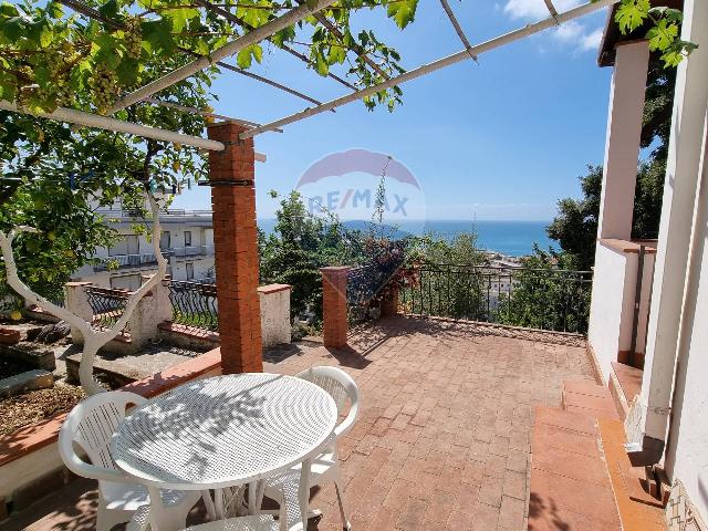 Mansion, Formia - Photo 1