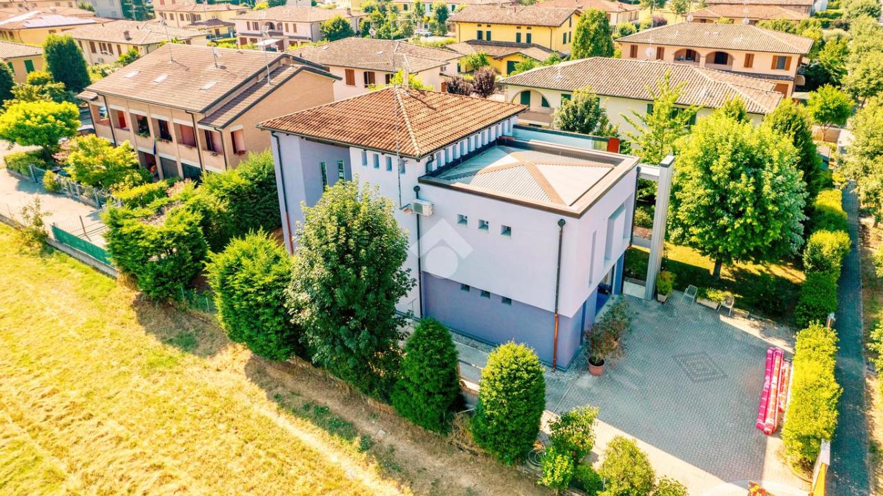 Villa in vendita a Fabbrico