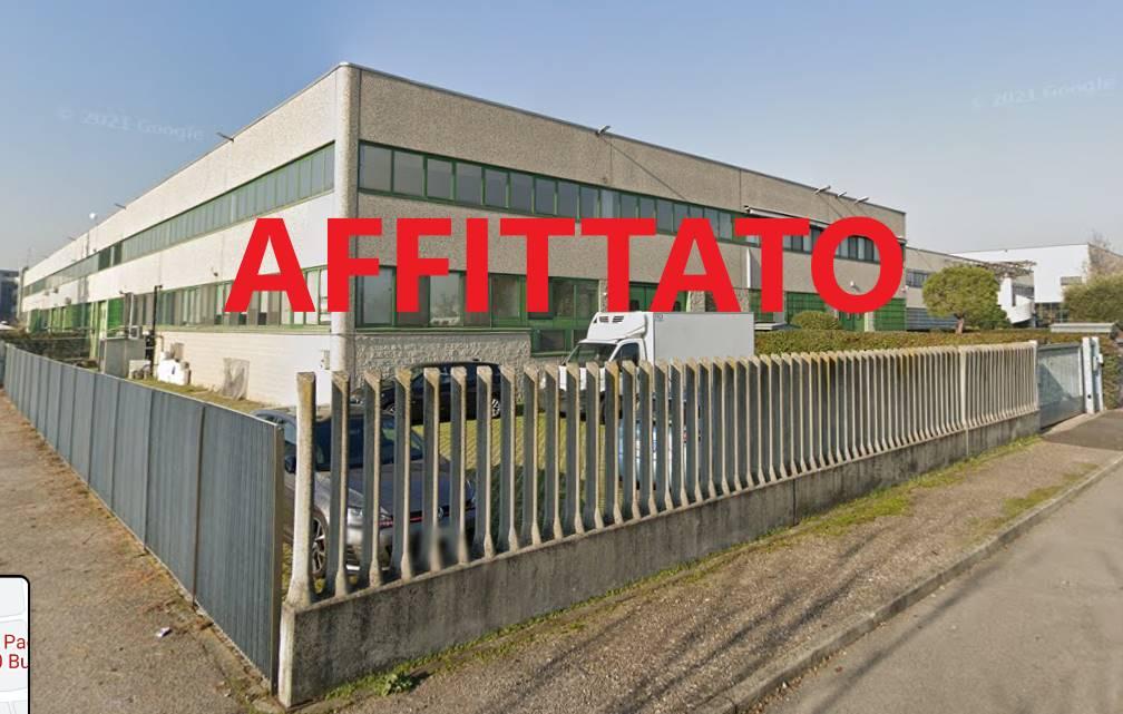 Capannone in , Buccinasco, {3} - Foto 1
