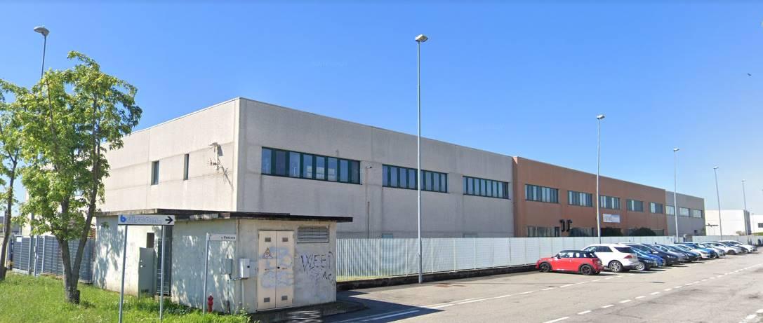 Capannone in , Vellezzo Bellini, {3} - Foto 2