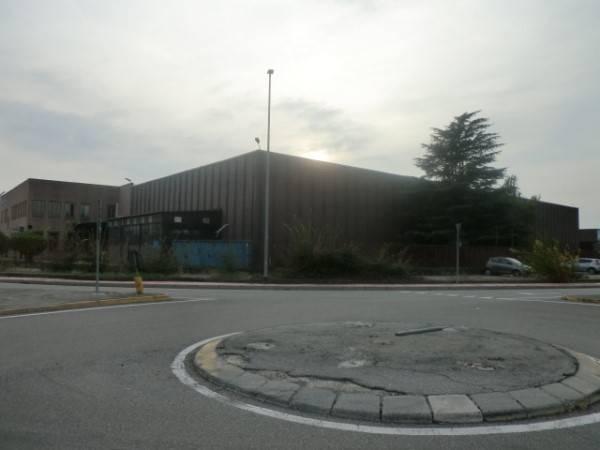 Capannone in , Buccinasco, {3} - Foto 2