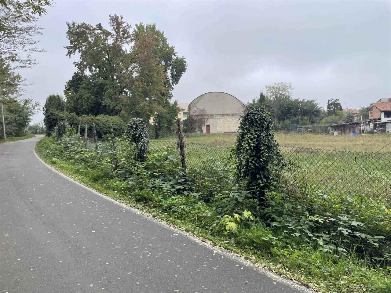 Terreno edificabile residenziale in vendita a Turano Lodigiano