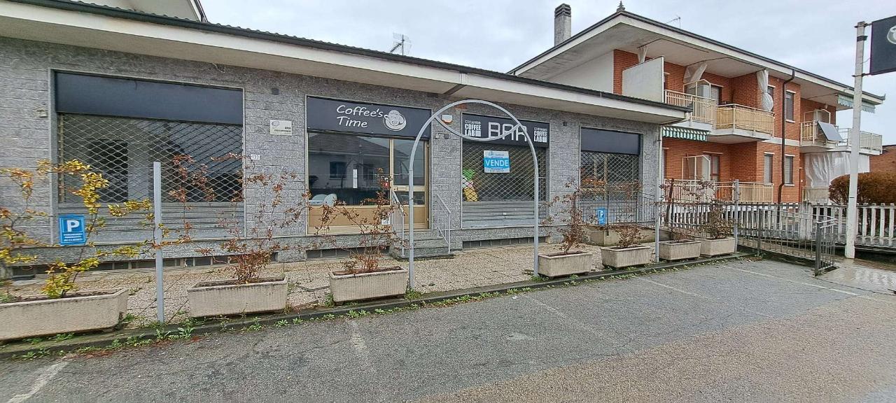 Negozio in Via Umberto I 133, Piscina, {3} - Foto 2