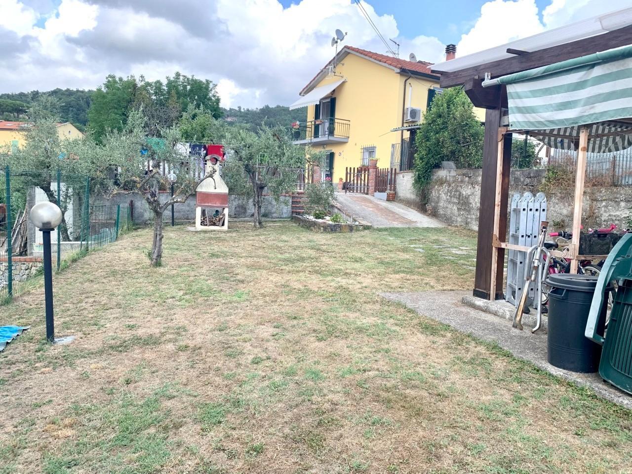 Porzione di casa in vendita a Castelnuovo Magra