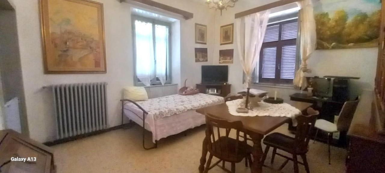 appartamento in vendita a Carrara in zona Marina di Carrara