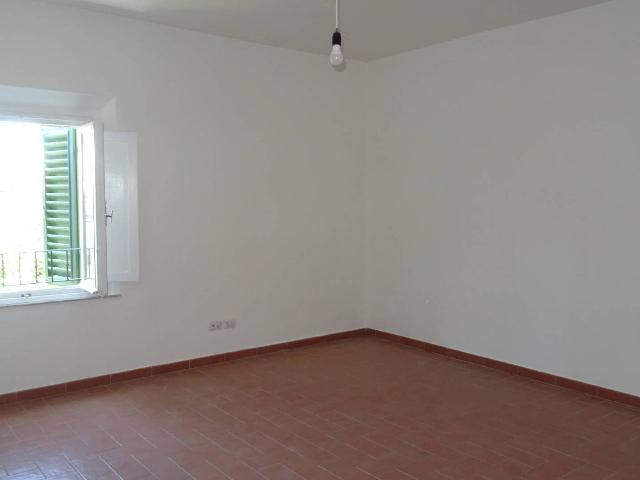 3-room flat in Viale Matteotti, Montespertoli - Photo 1