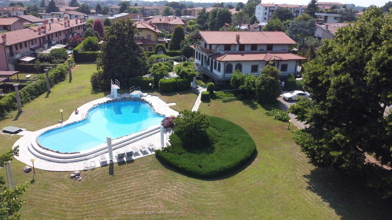 Villa in vendita a Capriate San Gervasio