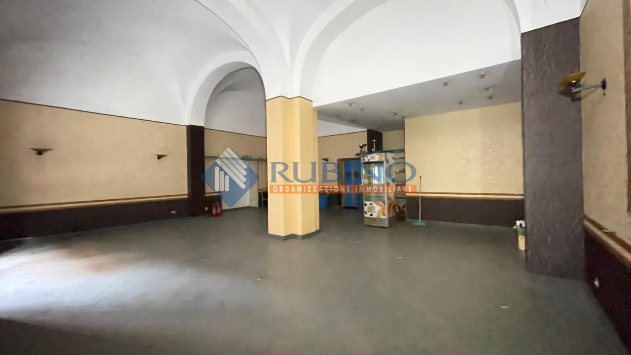 Palazzina commerciale in Corso Cavour  188,190, Bari, {3} - Foto 2