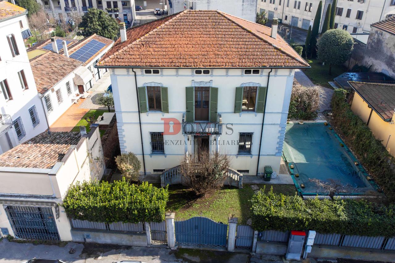 Villa unifamiliare in vendita a Borgo Virgilio