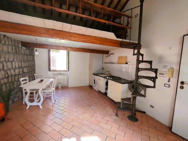 2-room flat in Via della Volta Buia, Viterbo - Photo 1