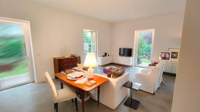 2-room flat in {3}, - Photo 1