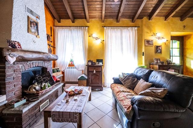 Vierzimmerwohnung in Via San Rocco 11, Casale Litta - Foto 1