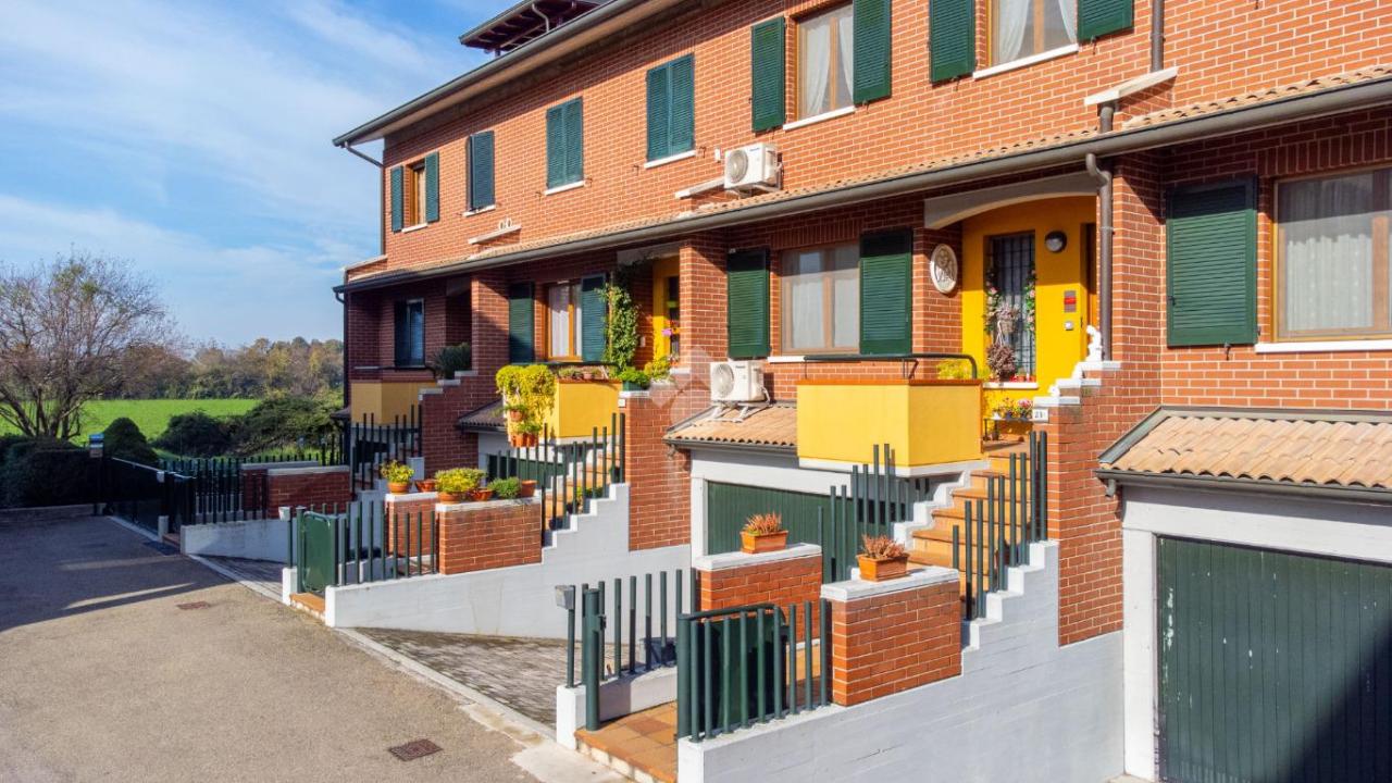 Villa a schiera in vendita a Castelnovo Di Sotto