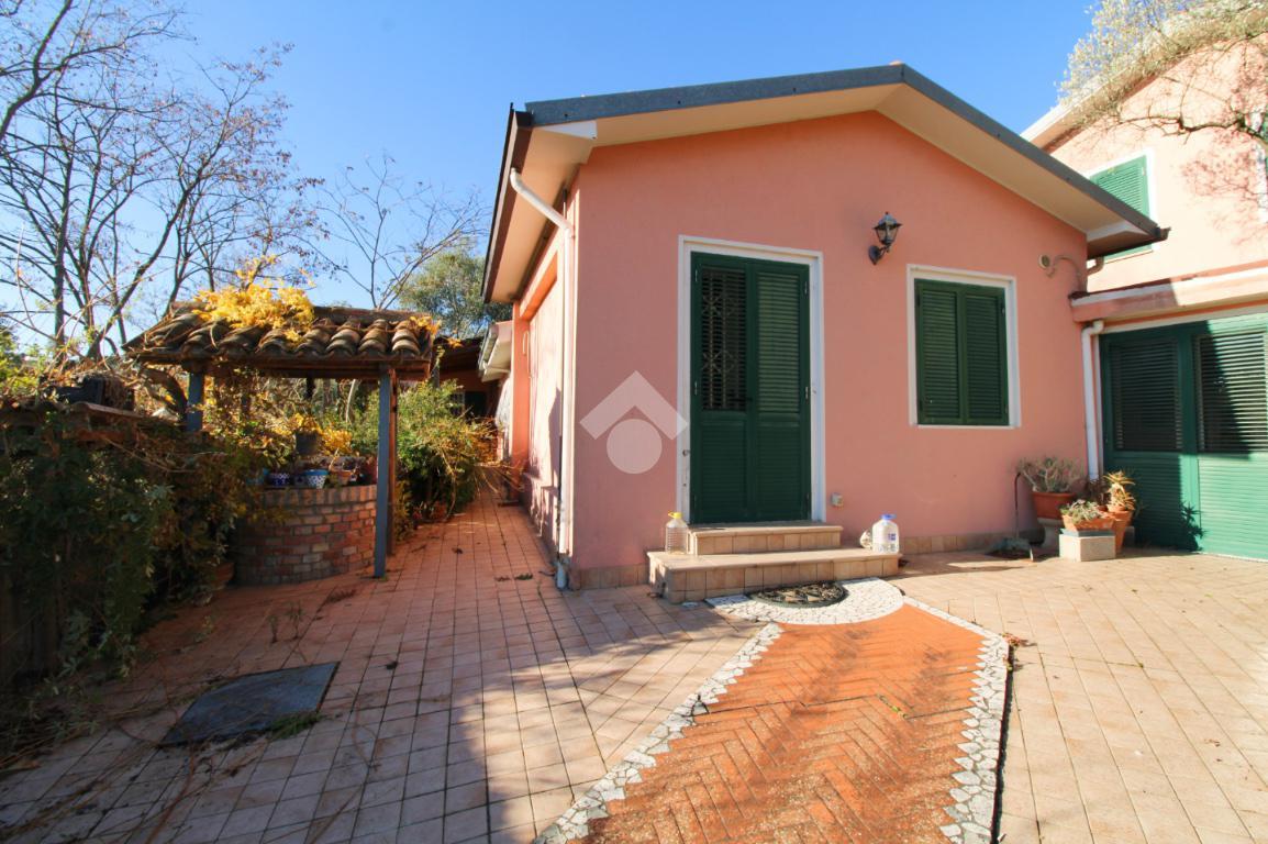 Casa indipendente in vendita a Rimini