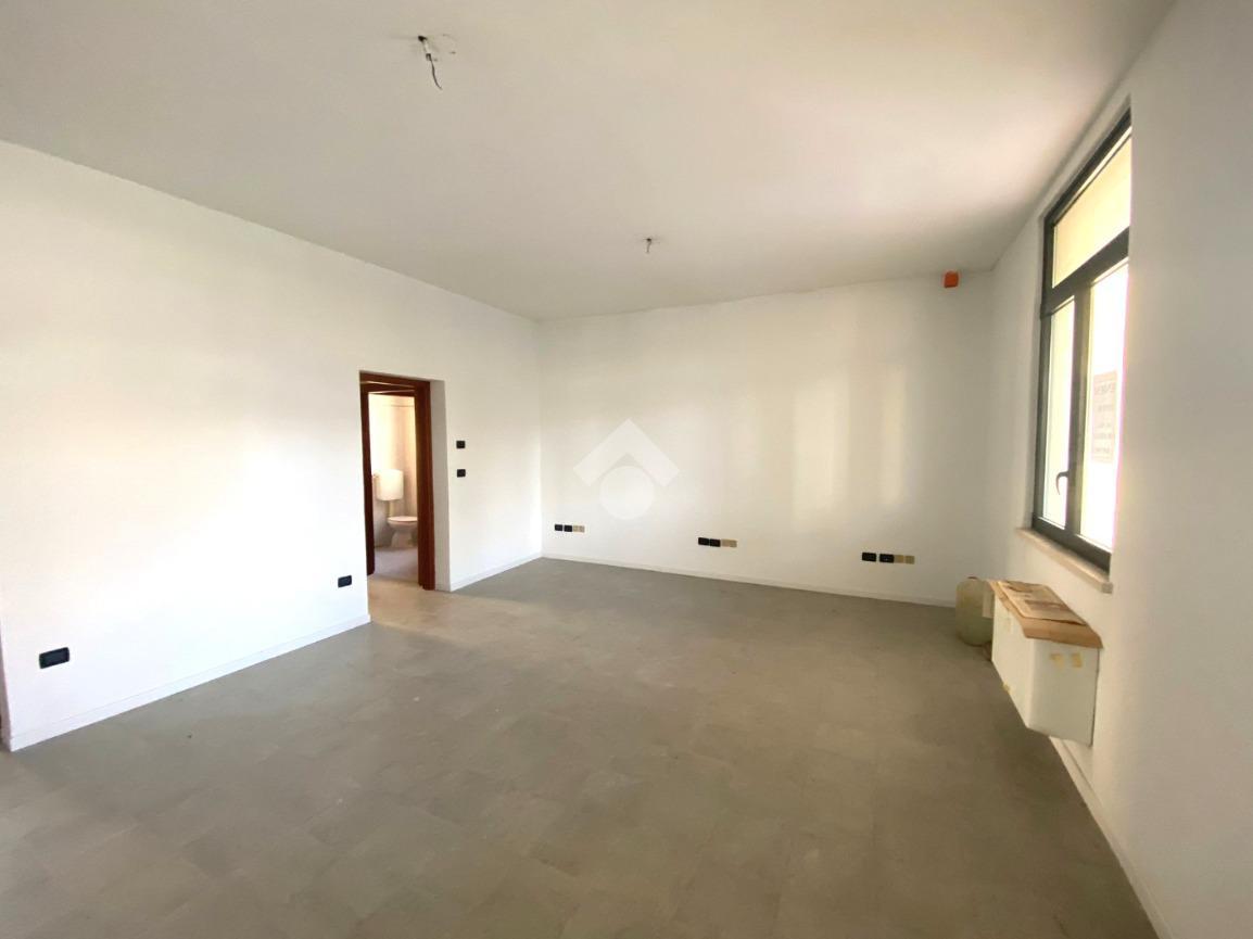 Ufficio in Via Manzoni 32, Montegrotto Terme, {3} - Foto 1
