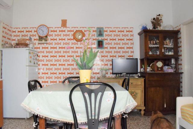 2-room flat in Via Alfieri 23, Riccione - Photo 1