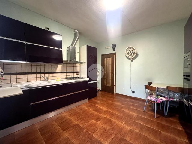 Dreizimmerwohnung in Via C. Battisti 73, Rovato - Foto 1