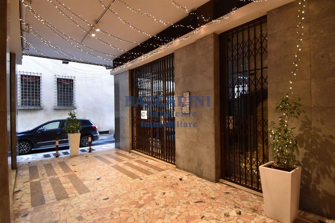 Negozio in Corso Mazzini 54, Faenza, {3} - Foto 2