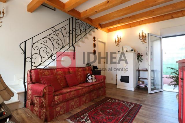 Terraced house in {3}, Catasto - Photo 1