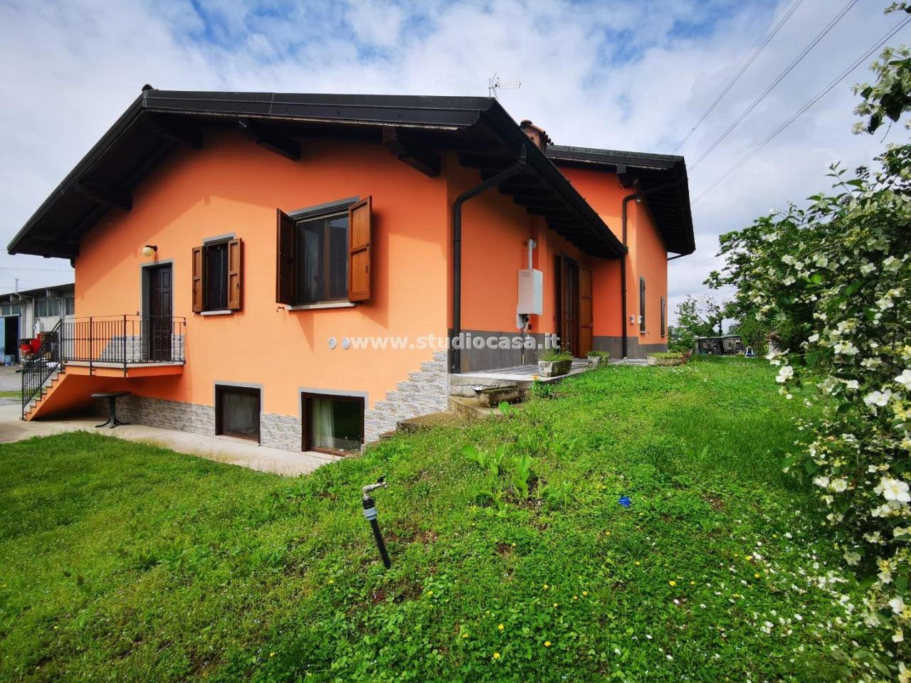 Villa in vendita a Truccazzano