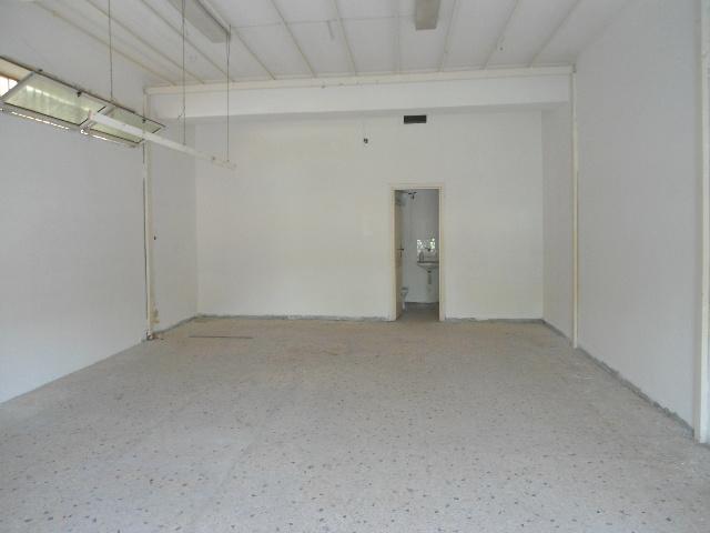 Magazzino in Via Ugo Foscolo, Crotone, {3} - Foto 2