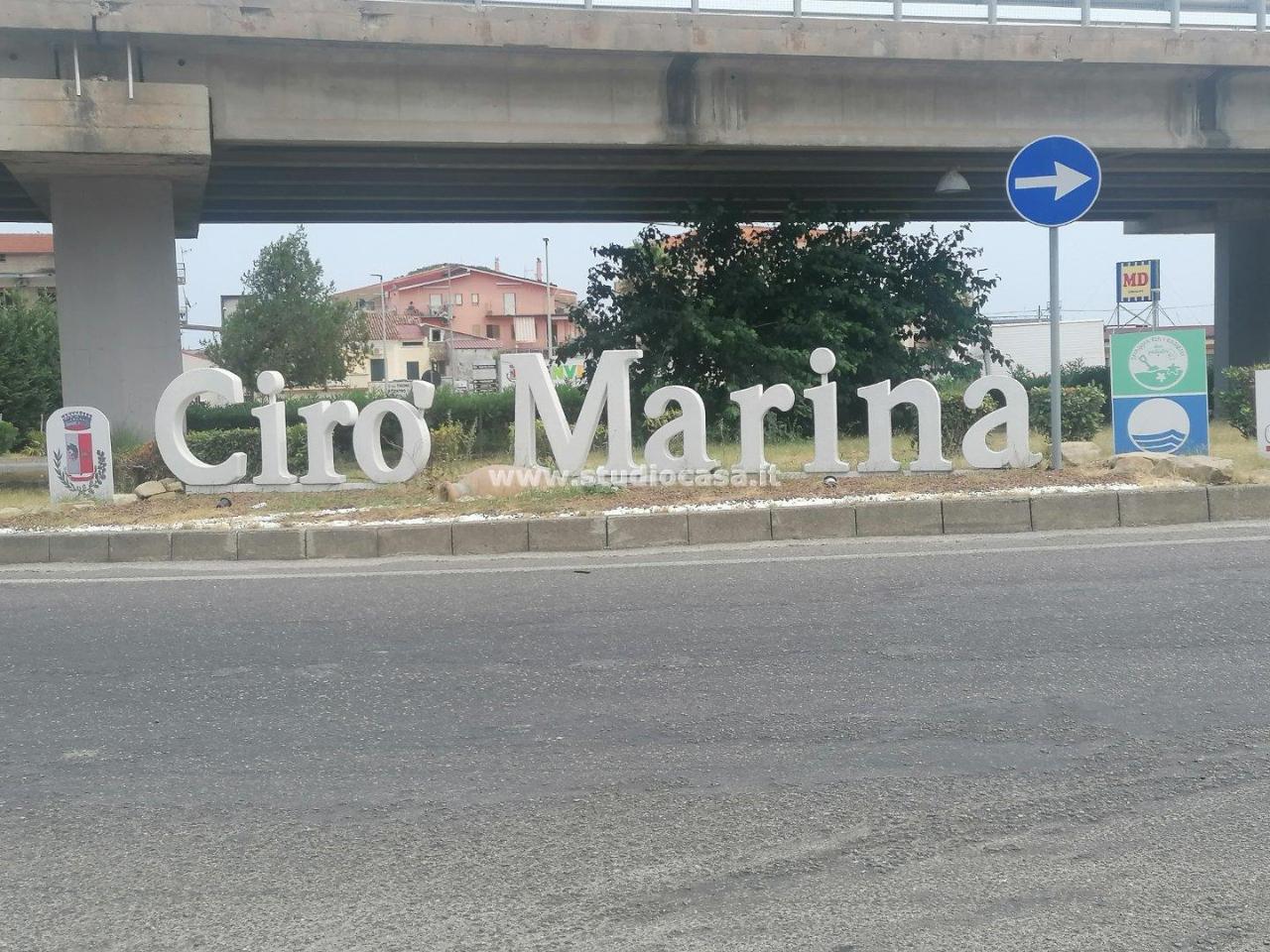 Appartamento in vendita a Ciro' Marina