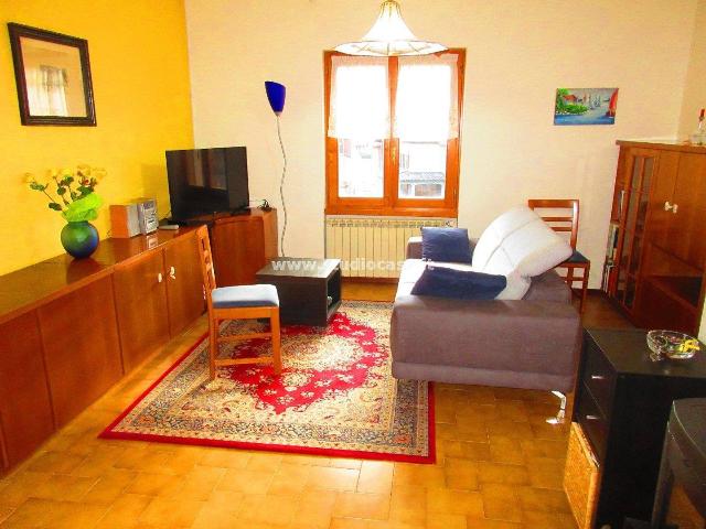 3-room flat, Cerete - Photo 1