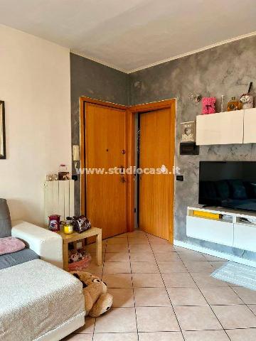 4-room flat, Lovere - Photo 1