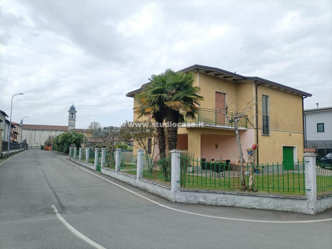 Villa in vendita a Salvirola
