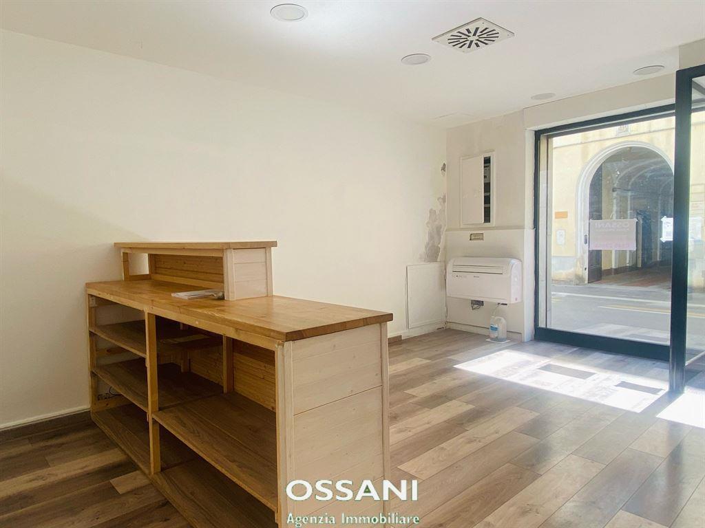 Negozio in Corso Matteotti 23/a, Faenza, {3} - Foto 1