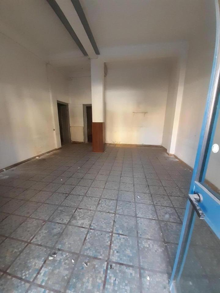 Locale commerciale in Le XX Settembre 314, Carrara, {3} - Foto 2