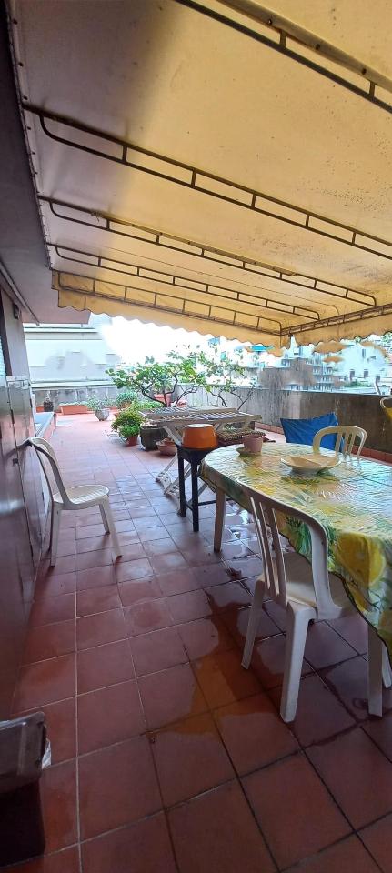 appartamento in vendita a Carrara in zona Marina di Carrara